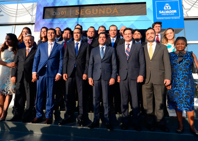 ACM garante priorizar obras e redução do desemprego