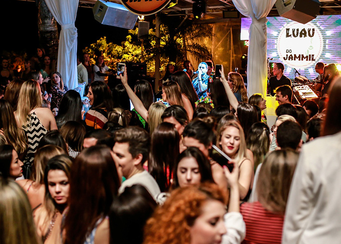 Luau do Jammil acontece nesta sexta em Praia do Forte 