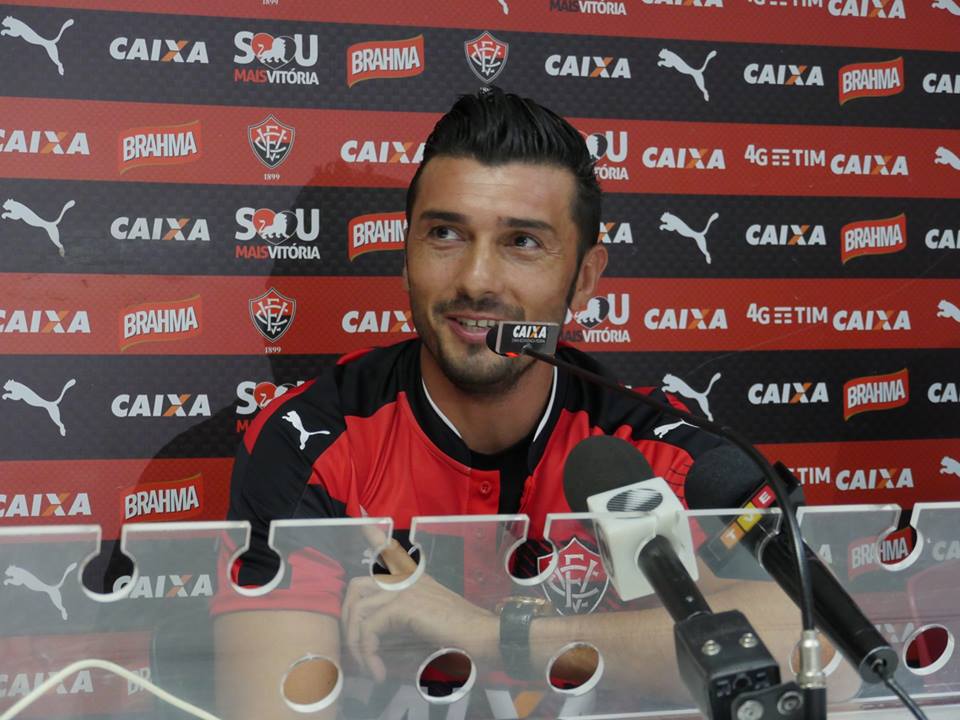 Elenco do Vitória se apresenta nesta segunda repleto de novidades