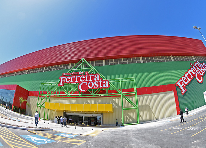 Ferreira Costa oferece cursos e oficinas gratuitos