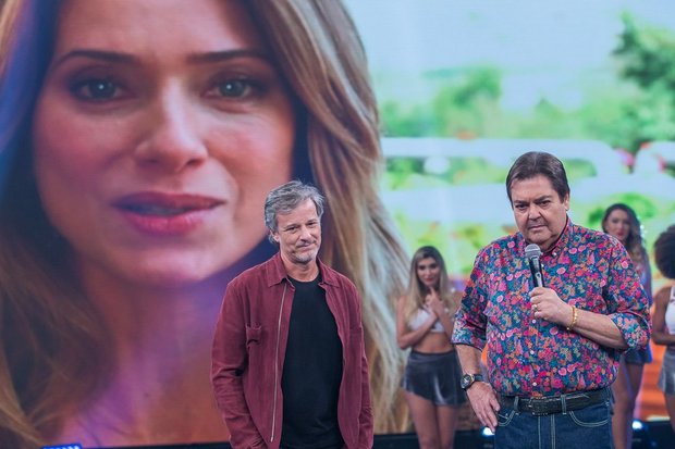 Letícia Spiller se declara ao ex-marido Marcello Novaes 