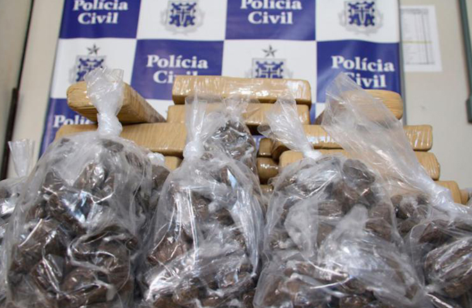Aprendidas drogas que seriam comercializadas no carnaval