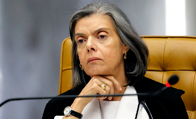 Cármen Lúcia analisa critério para escolha do novo relator da Lava Jato