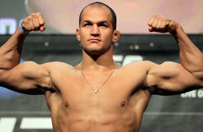 Cigano voltará a disputar cinturão dos pesados do UFC