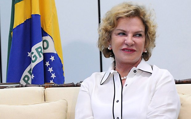 Mulher de Lula sofreu um AVC hemorrágico