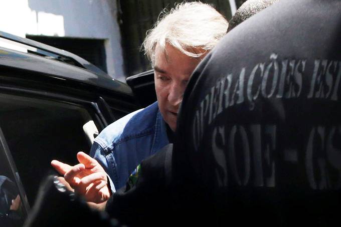 Eike Batista chega ao presídio Ary Franco, no Rio