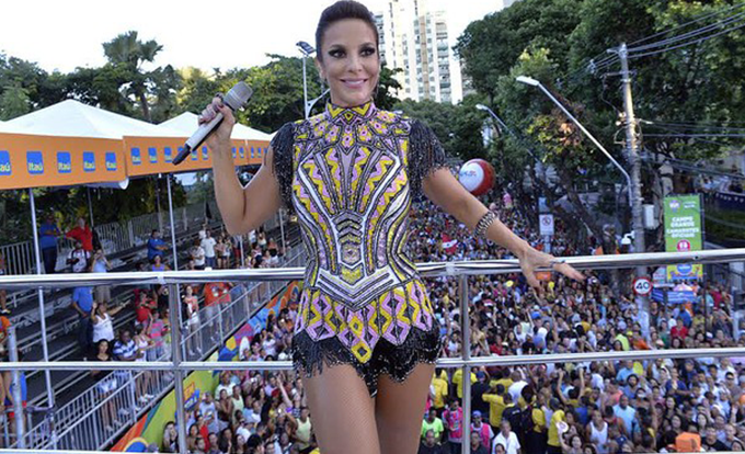 Cantora Ivete Sangalo puxará trio sem cordas no carnaval 
