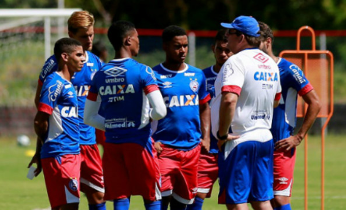 Bahia encara a Jacuipense pelo Campeonato Baiano