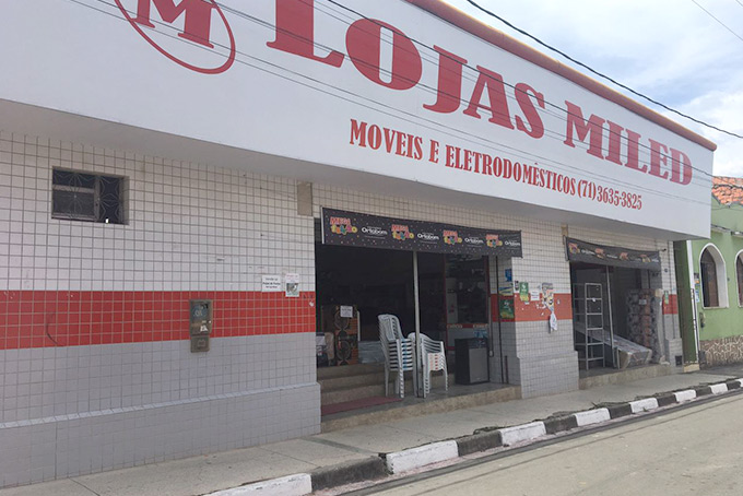 Loja é arrombada no centro da cidade