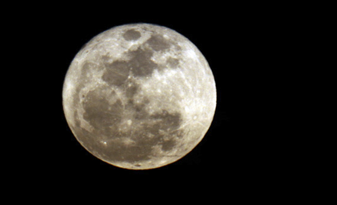 Eclipse da Lua pode ser visto nesta sexta em todo o Brasil
