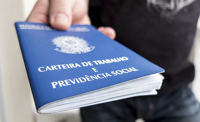 Reforma trabalhista requer revisão do modelo sindical