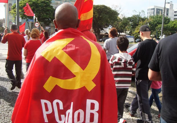 PCdoB quer divórcio do PT em 2018