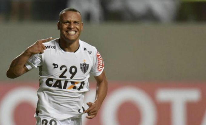 Lateral Patric chega à Toca do Leão nesta quinta (16)