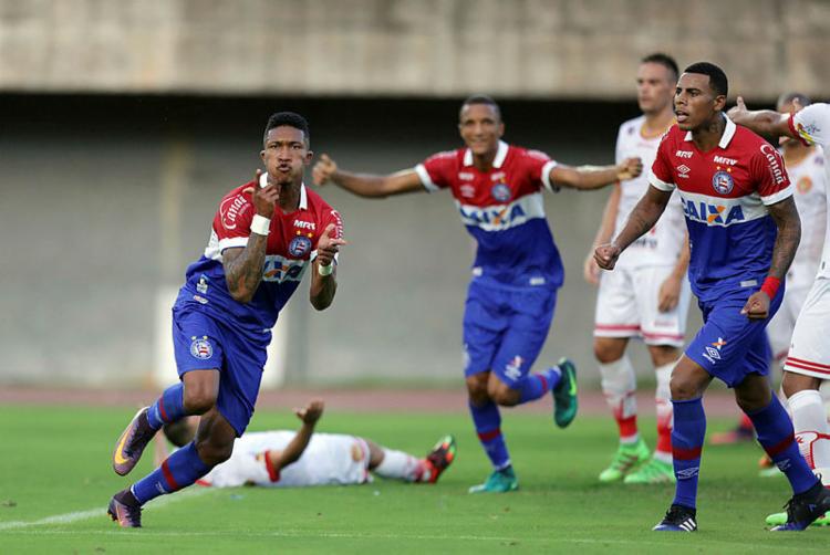 Bahia bate Juazeirense e assume vice-liderança do Baianão
