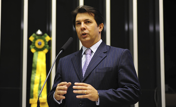 Relator defende idade mínima de 65 anos para aposentadoria