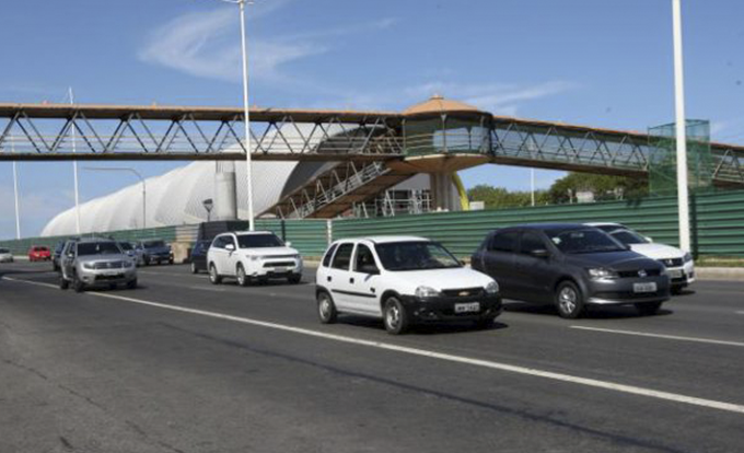Detran inicia recadastramento para carros com placas de final 4