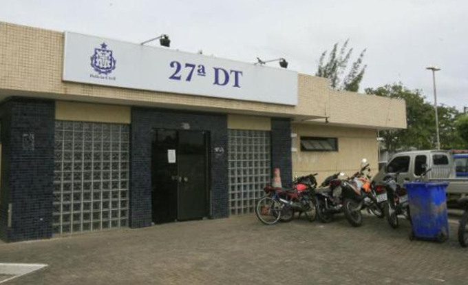 Homem é morto dentro do próprio quarto em Lauro de Freitas