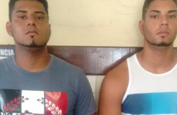 Irmãos são presos acusados de tráfico e assaltos em Camaçari