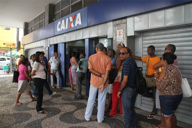Caixa vai abrir duas horas mais cedo para pagar o FGTS 