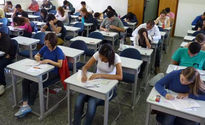 Estudantes poderão concorrer a vagas do Fies a partir do dia 20