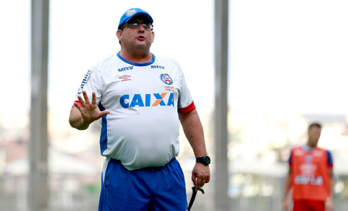 Guto indica manutenção da equipe para enfrentar o Galícia