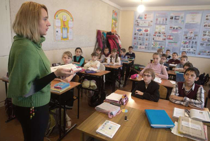 Metade dos professores não consegue cumprir conteúdo planejado