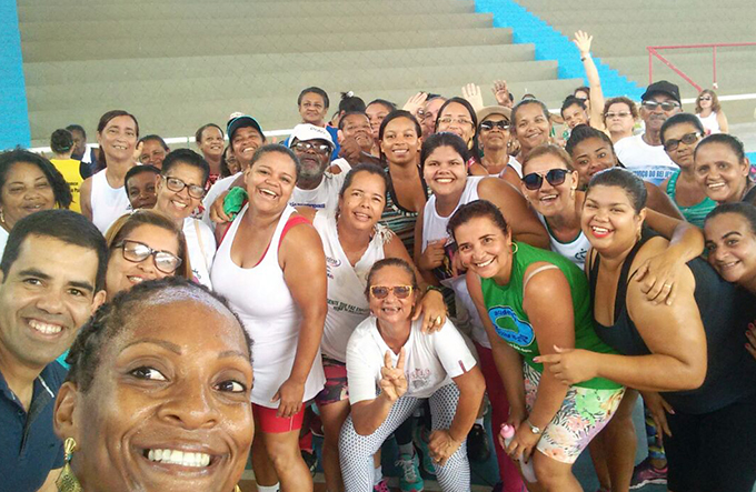 Prefeitura oferece aula de Zumba para população
