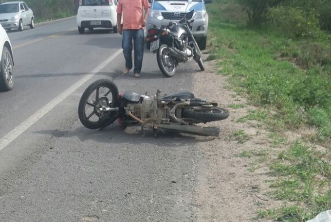 Policial morre em acidente de moto no município de Serrinha