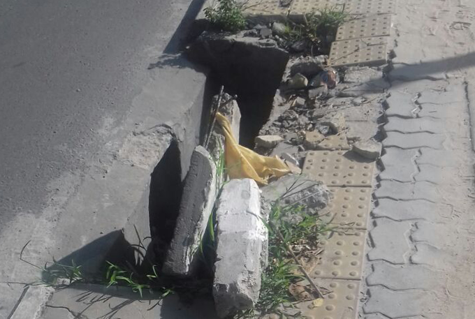 Leitor denuncia boca de lobo aberta no centro da cidade