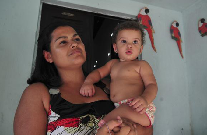 IBGE diz que mulher é a principal responsável por menor 