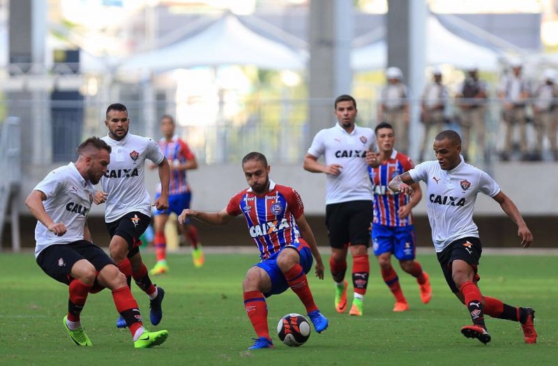 Vitória vence o Bahia no 1º clássico do ano