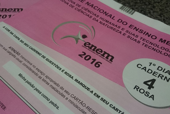 Espelhos das redações do Enem 2016 serão liberados nesta terça