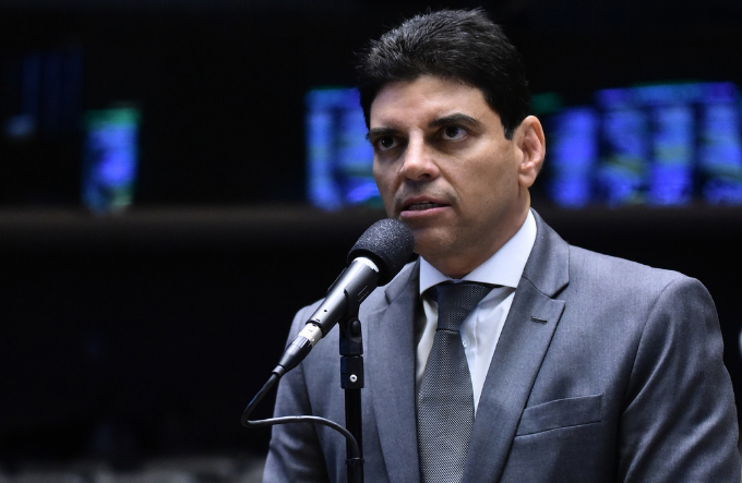 Cajado comenta a retirada do seu nome na lista da Lava Jato