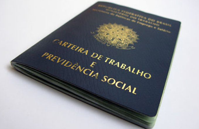 'Idade mínima para mulheres deve ficar entre 62 e 63 anos', diz relator