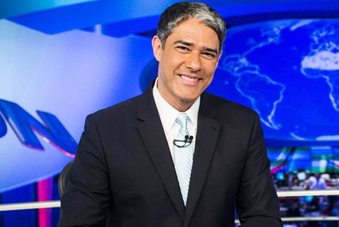 William Bonner passa o feriado com namorada no Rio, diz colunista