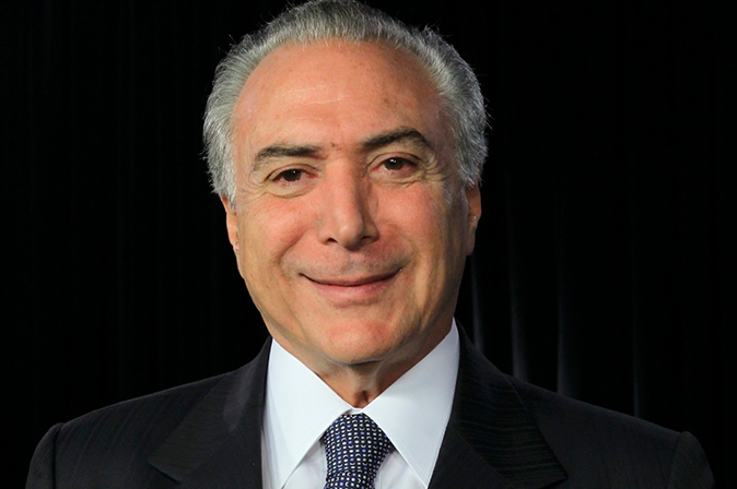Temer exonera três ministros para votar reforma trabalhista