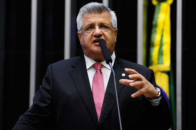 Bacelar apoia liberação de remédios para emagrecer