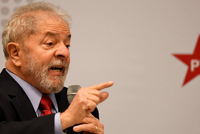 Moro marca nova data para ouvir Lula em Curitiba