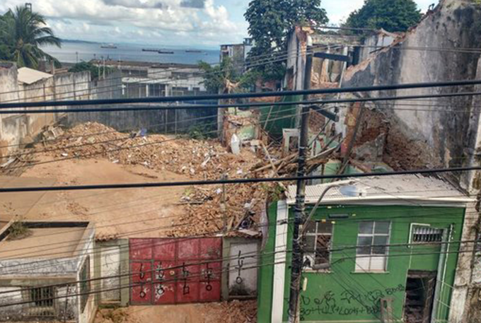 Casarão que desabou e matou três pessoas será demolido
