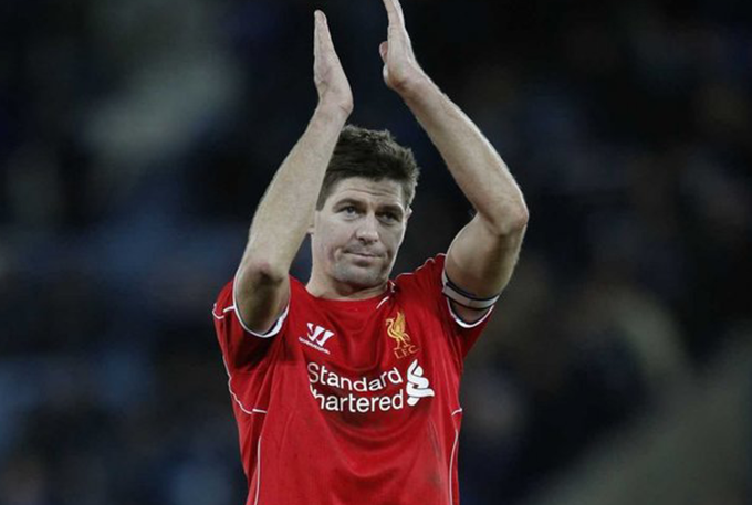 Liverpool anuncia retorno do ídolo Steven Gerrard como técnico 