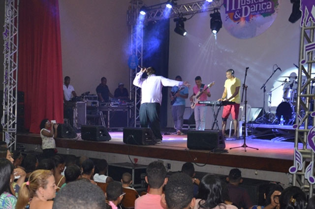 Semifinais do Festival de música e dança acontecem no domingo