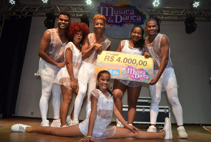 Raízes do Poder e Allan Brasil conquistam prêmio em Festival 
