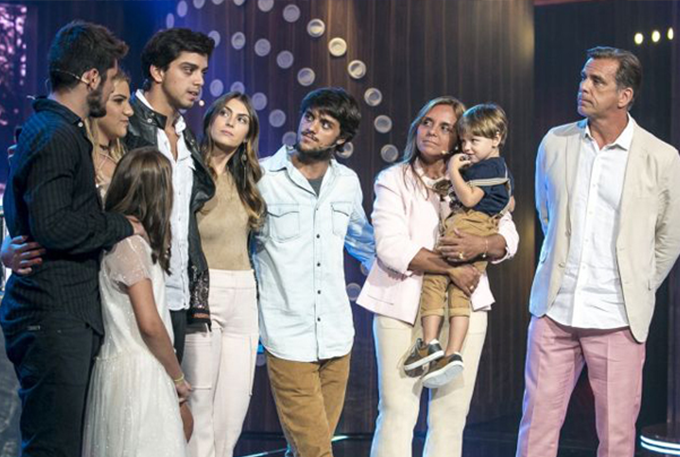Bruno Gissoni fala sobre filha e elogia Yanna Lavigne 