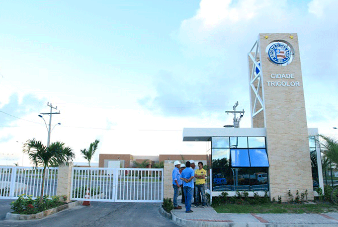 Bahia faz depósito para ficar com Cidade Tricolor