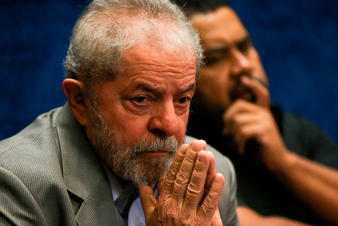 TRF4 nega pedido de Lula para suspender processo sobre triplex