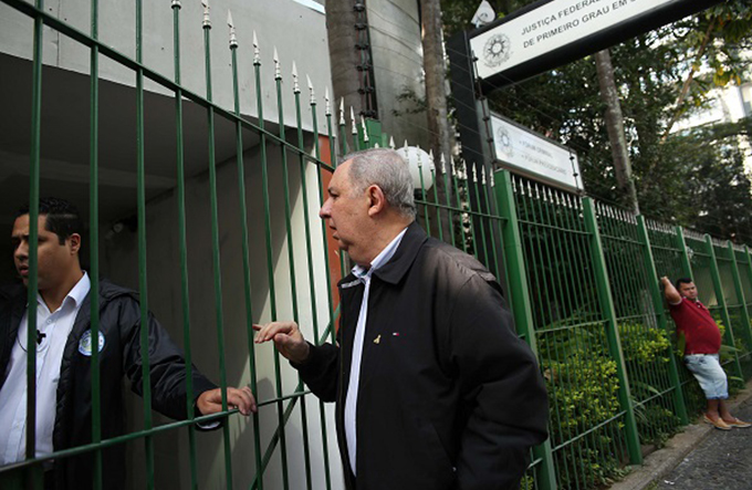 Juiz federal manda Instituto Lula suspender atividade