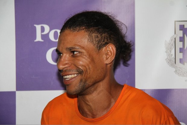 Preso por matar mulher em passarela confessa ter cometido outro crime 
