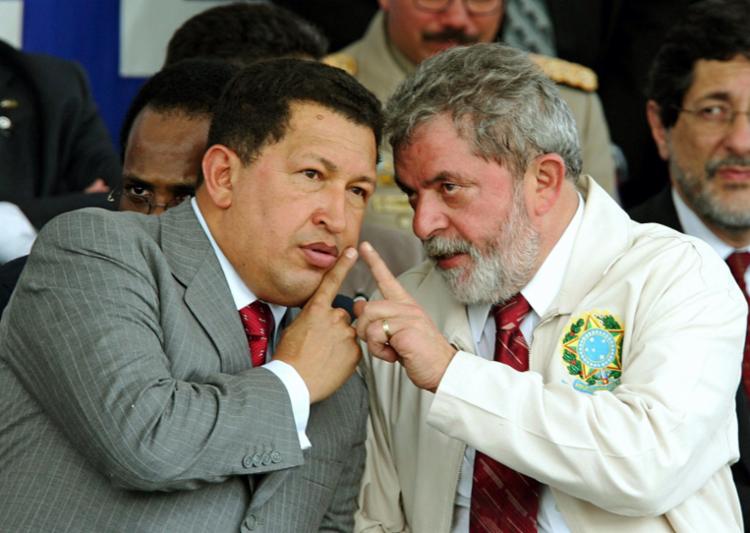 Lula revela a Moro plano de refinaria em parceria com Chávez
