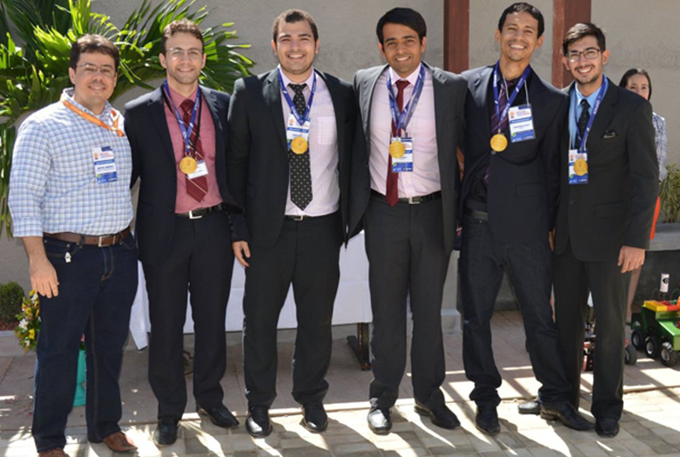 Estudantes baianos vencem competição de robótica