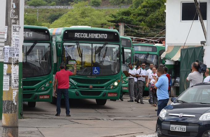 Rodoviários fazem rodada de negociação antes da greve